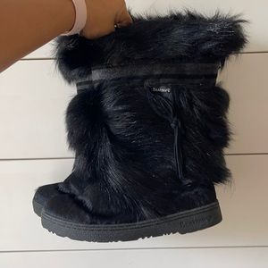 BEARPAW Kola II Women Round Toe Suede Snow Boot Black size 9 winter boots